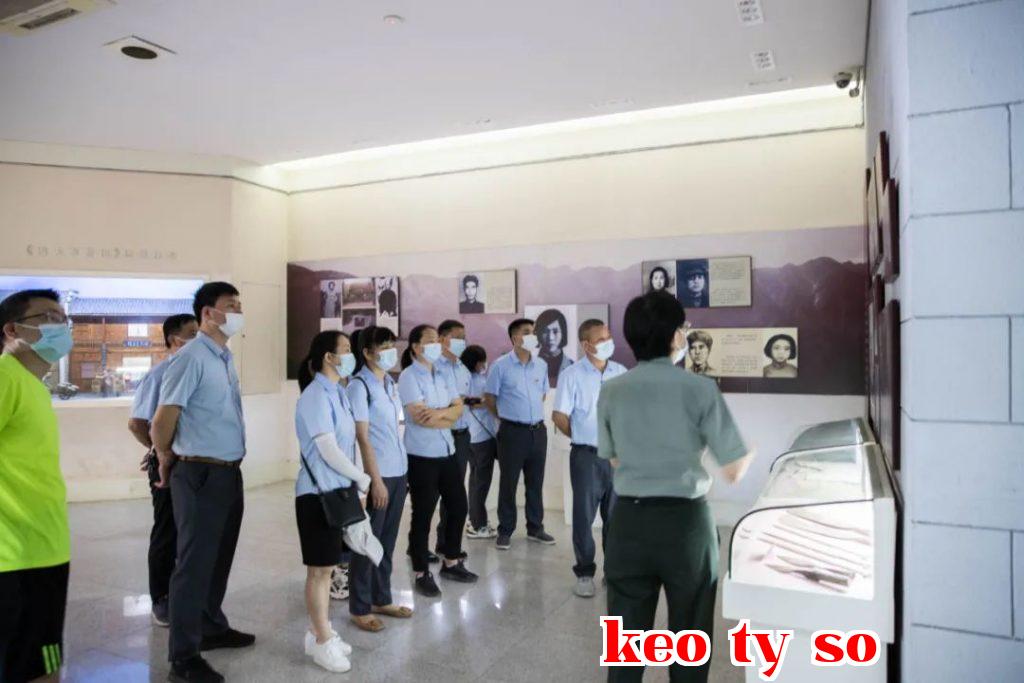 Chứng kiến hành trình trăm năm, vươn tới giấc mơ mới | Chi bộ Tổng Công ty Green Oasis tổ chức hoạt động kỷ niệm 100 năm thành lập Đảng và Giáo dục Lịch sử Đảng.