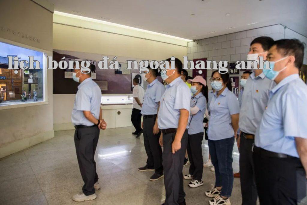 Chứng kiến hành trình trăm năm, vươn tới giấc mơ mới | Chi bộ Tổng Công ty Green Oasis tổ chức hoạt động kỷ niệm 100 năm thành lập Đảng và Giáo dục Lịch sử Đảng.